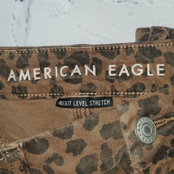 American Eagle Next Level Stretcg Curvy Super Hi-Rise Jegging Leopard Jeans Sz 8 - Picture 10 of 13